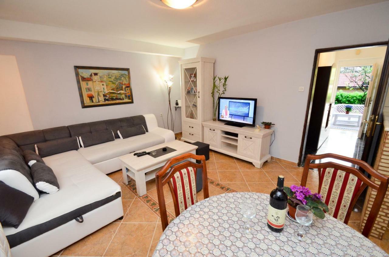 Apartment Buki Kotor Eksteriør bilde