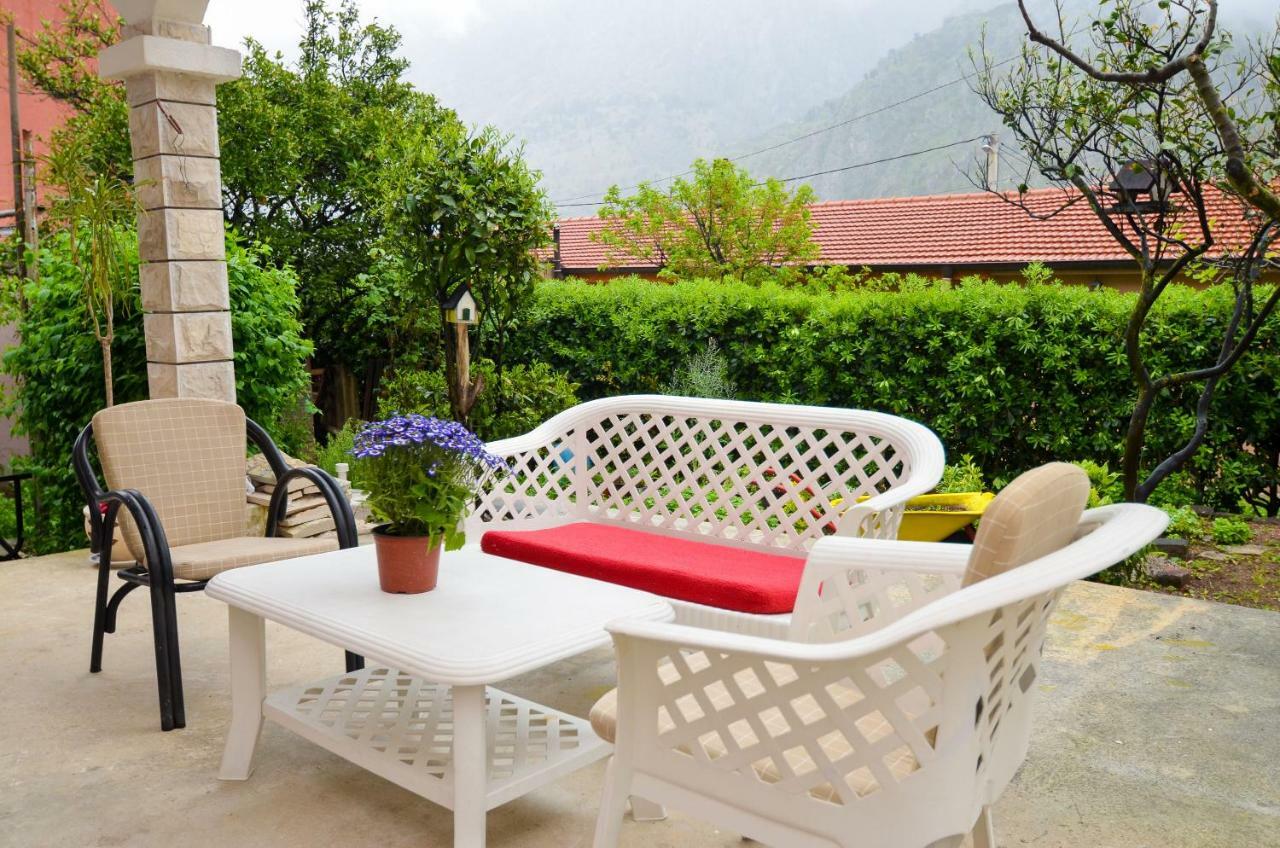 Apartment Buki Kotor Eksteriør bilde