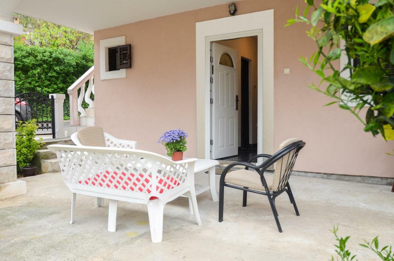 Apartment Buki Kotor Eksteriør bilde