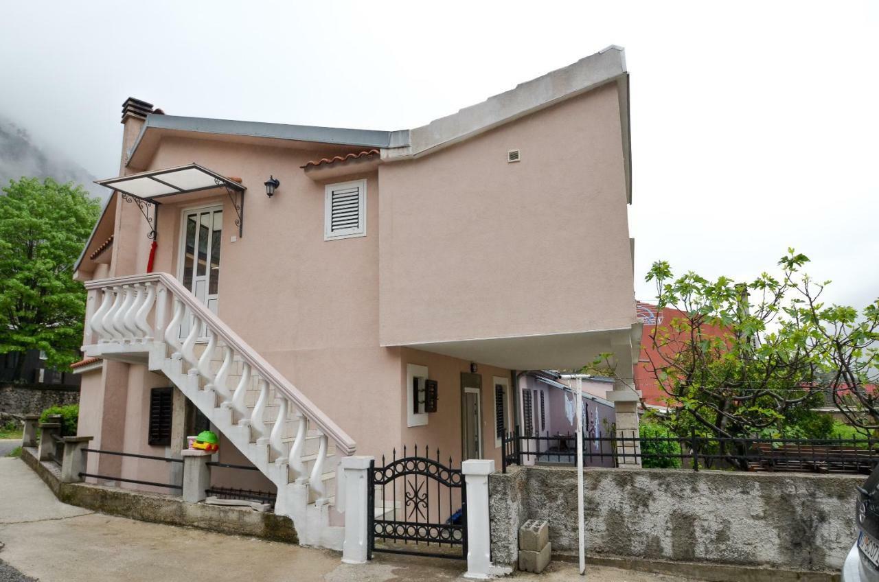 Apartment Buki Kotor Eksteriør bilde