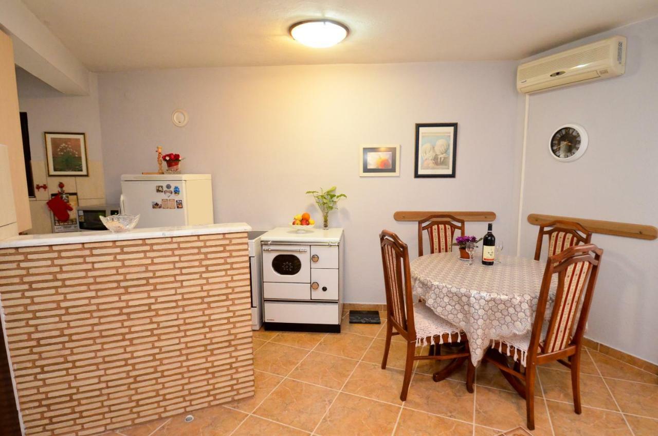 Apartment Buki Kotor Eksteriør bilde
